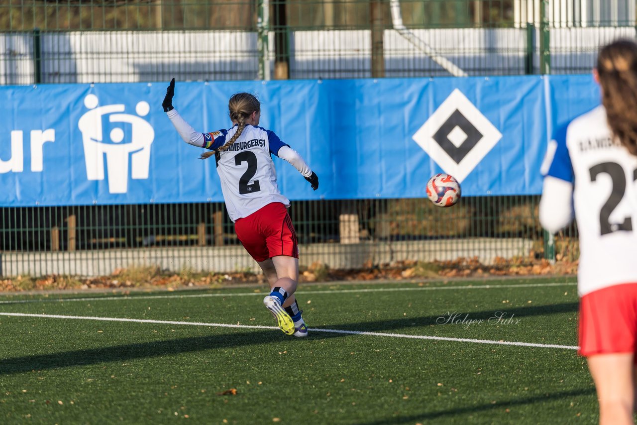 Bild 72 - wBJ Hamburger SV - Holstein Kiel : Ergebnis: 8:0